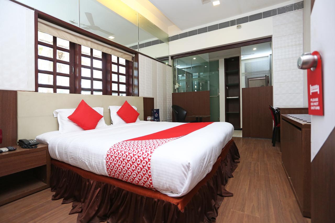 Oyo 10690 Florence Hotel Rāipur Exterior foto